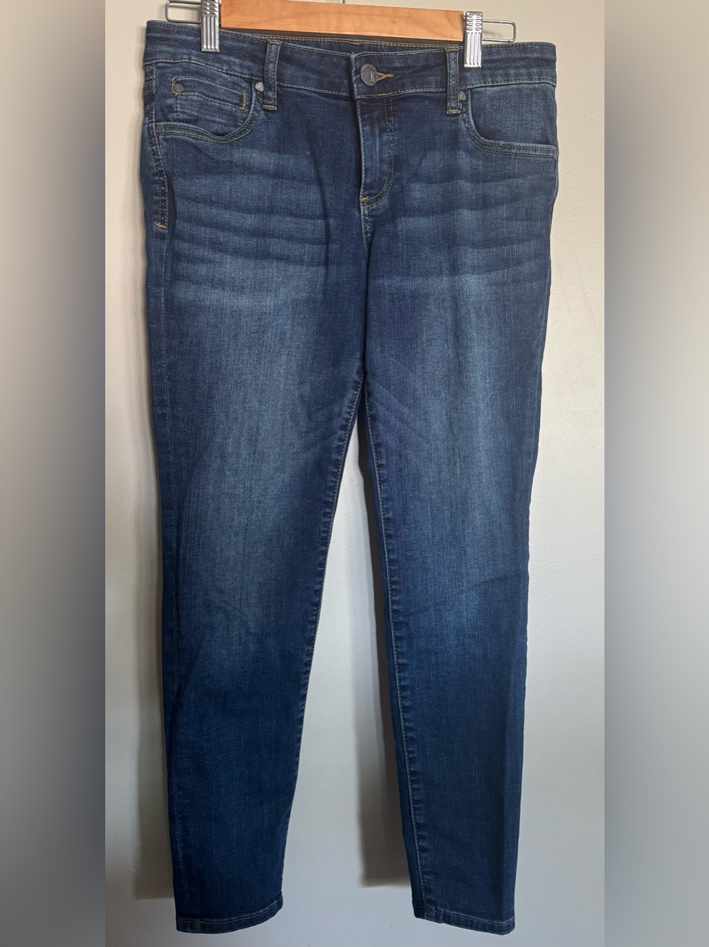 KUT From The Kloth Dark Wash Bootcut Jeans Size 8P Petite